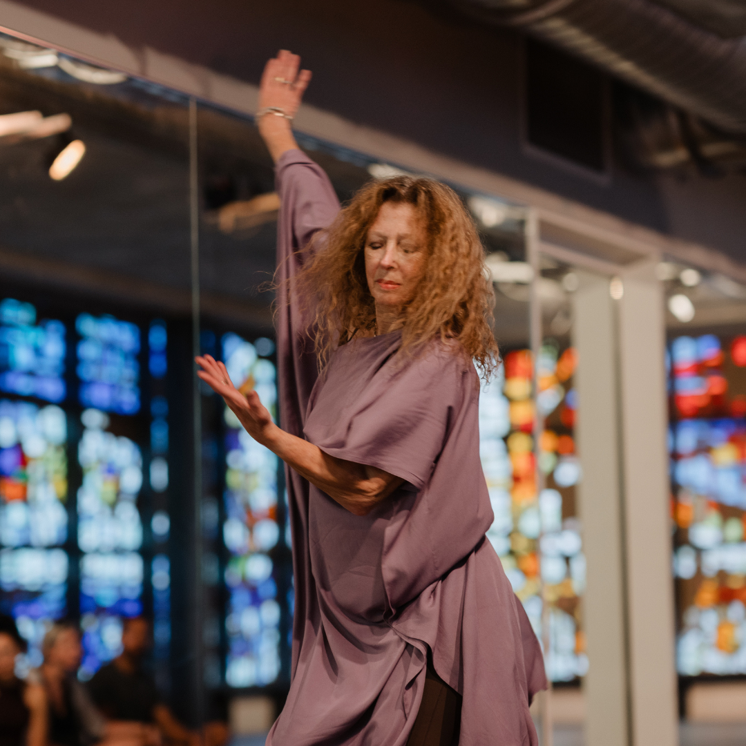 woman dancing